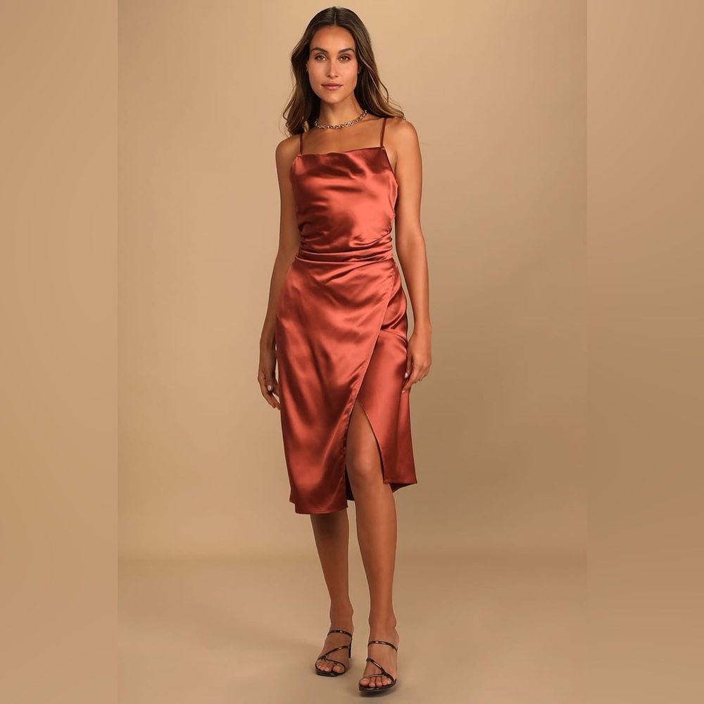 NWT size M copper satin slip dress from Lulus, never worn!